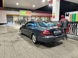 Mercedes-Benz CLK 240 2003 годаүшін3 550 000 тг. в Актобе – фото 2