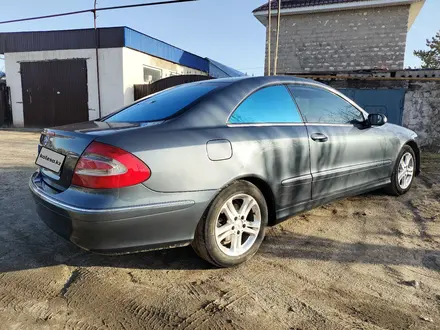 Mercedes-Benz CLK 240 2003 года за 3 550 000 тг. в Актобе – фото 15