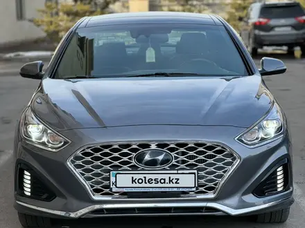 Hyundai Sonata 2018 года за 10 850 000 тг. в Алматы – фото 39