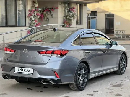 Hyundai Sonata 2018 года за 10 850 000 тг. в Алматы – фото 43