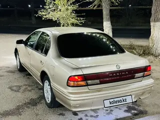 Nissan Maxima
