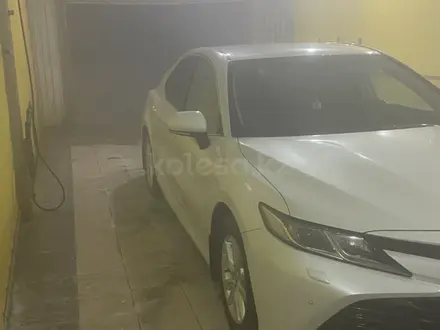 Toyota Camry 2020 года за 11 500 000 тг. в Уральск – фото 10
