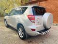 Toyota RAV4 2011 года за 7 200 000 тг. в Усть-Каменогорск – фото 10