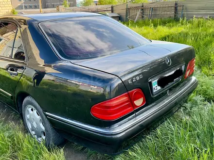 Mercedes-Benz E 280 1997 года за 2 200 000 тг. в Караганда – фото 7