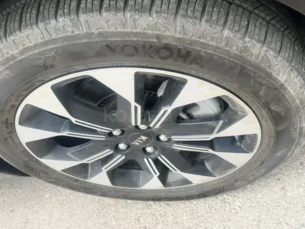Kia Carnival 2021 года за 18 500 000 тг. в Алматы – фото 10