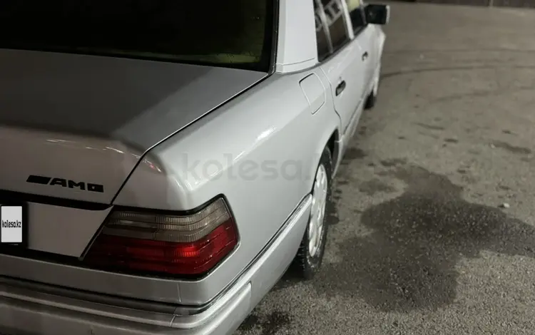 Mercedes-Benz E 220 1993 года за 1 300 000 тг. в Тараз