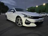 Kia K5 2021 года за 9 400 000 тг. в Алматы