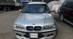 BMW 320 1999 года за 2 000 000 тг. в Алматы – фото 2