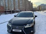 Lexus ES 300h 2013 года за 10 500 000 тг. в Актобе