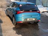 Hyundai i20 2023 года за 7 100 000 тг. в Шымкент – фото 2