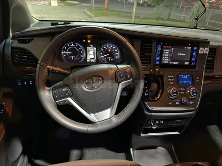 Toyota Sienna 2015 года за 16 000 000 тг. в Алматы – фото 11
