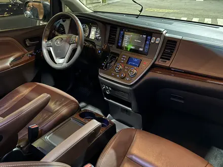 Toyota Sienna 2015 года за 16 000 000 тг. в Алматы – фото 17