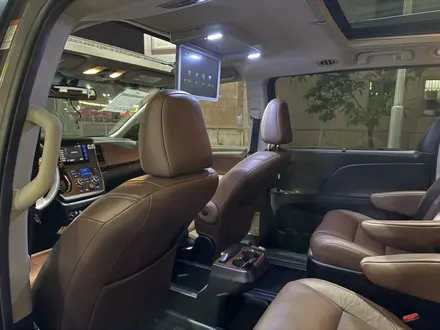 Toyota Sienna 2015 года за 16 000 000 тг. в Алматы – фото 9