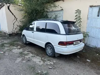 Toyota Previa, 1992
