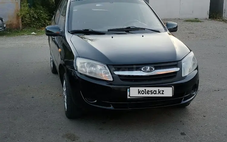 ВАЗ (Lada) Granta 2190 2013 года за 1 750 000 тг. в Усть-Каменогорск