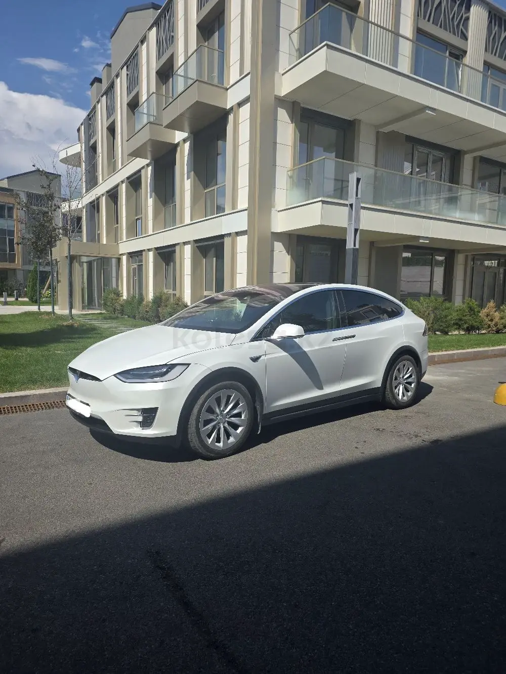Tesla Model X, 2019