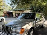 Mercedes-Benz E 230 1989 годаүшін850 000 тг. в Шу – фото 2