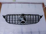 Решотка радиатора Mercedes-Benz W205 за 90 000 тг. в Алматы