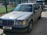Mercedes-Benz E 200 1993 года за 1 200 000 тг. в Кызылорда – фото 2