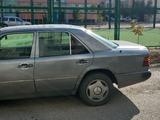 Mercedes-Benz E 200 1993 года за 1 200 000 тг. в Кызылорда – фото 3