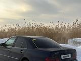 Mercedes-Benz E 230 1996 годаүшін2 200 000 тг. в Семей – фото 2