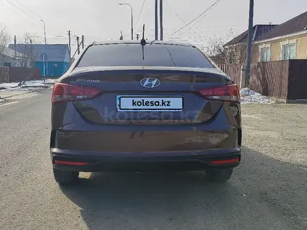 Hyundai Accent 2021 года за 7 400 000 тг. в Атырау – фото 5