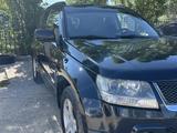 Suzuki Grand Vitara 2006 годаүшін4 700 000 тг. в Актобе – фото 3