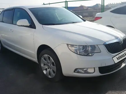 Skoda Superb 2013 года за 3 500 000 тг. в Шымкент – фото 2