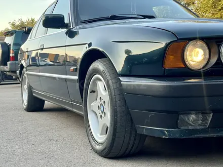 BMW 520 1995 года за 2 600 000 тг. в Алматы – фото 5