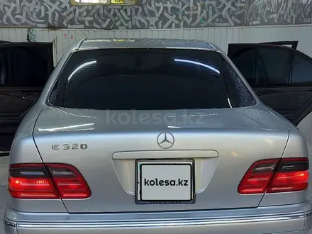 Mercedes-Benz E 320 2001 года за 5 500 000 тг. в Тараз – фото 5