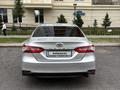 Toyota Camry 2018 года за 10 500 000 тг. в Астана – фото 7