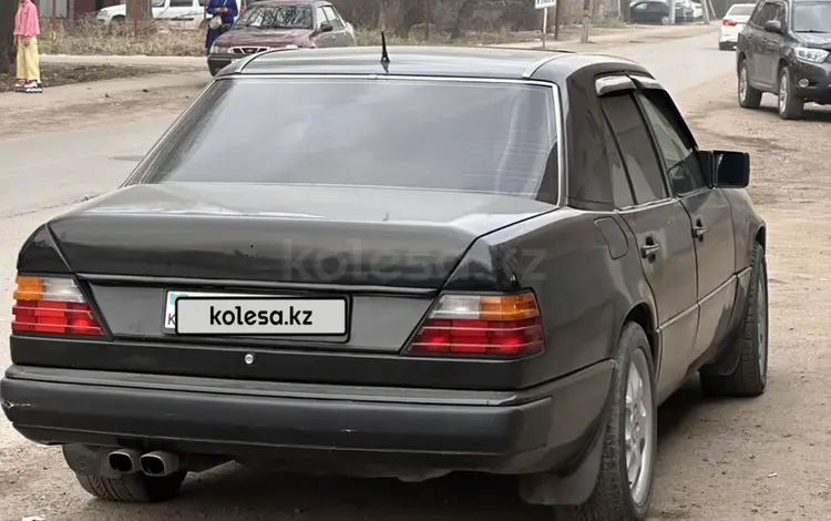 Mercedes-Benz E 320 1993 годаүшін3 200 000 тг. в Алматы