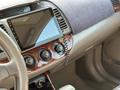 Toyota Camry 2003 года за 5 000 000 тг. в Атырау – фото 2