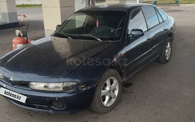 Mitsubishi Galant 1994 годаfor750 000 тг. в Астана