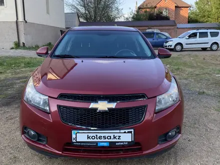 Chevrolet Cruze 2011 года за 2 800 000 тг. в Астана