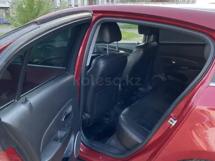 Chevrolet Cruze 2011 года за 2 800 000 тг. в Астана – фото 8