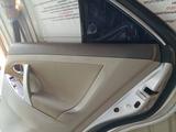 Дверь задняя правая Toyota Camry 40 за 5 238 тг. в Алматы – фото 2