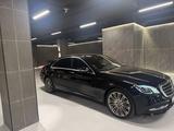 Mercedes-Benz S 560 2017 годаfor33 000 000 тг. в Усть-Каменогорск – фото 2