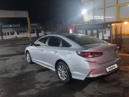 Hyundai Sonata 2017 года за 7 800 000 тг. в Алматы – фото 18