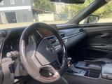 Lexus ES 300h 2019 года за 21 000 000 тг. в Павлодар – фото 5