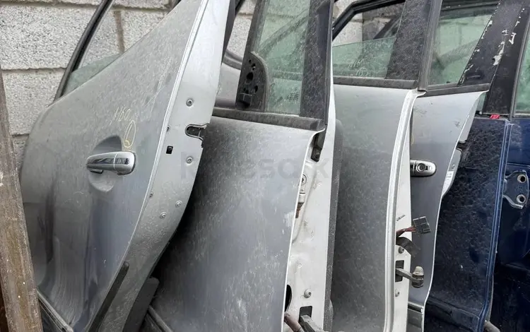 Двери на mercedes a-class, мерседес а-классүшін15 000 тг. в Алматы