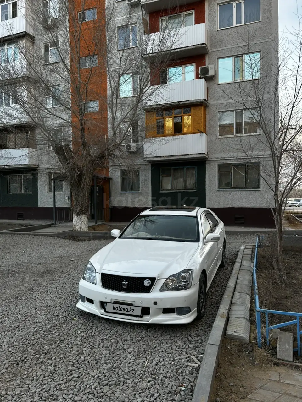Toyota Crown, 2006
