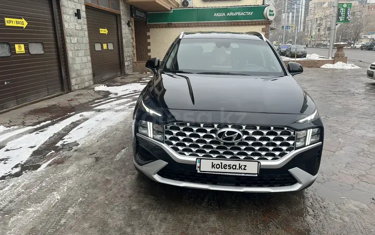 Hyundai Santa Fe 2021 годаfor14 000 000 тг. в Алматы