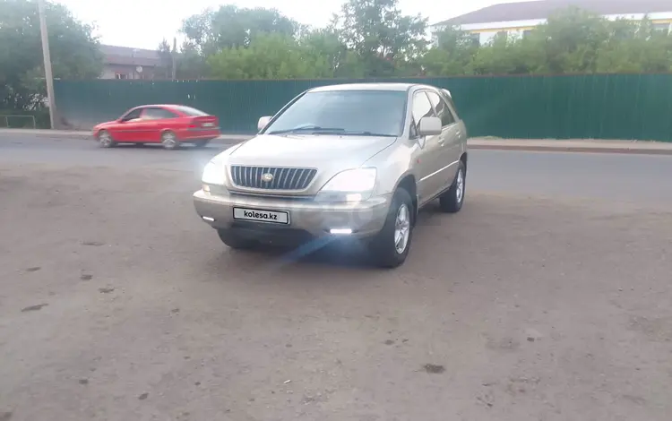 Toyota Harrier 2000 года за 4 650 000 тг. в Астана