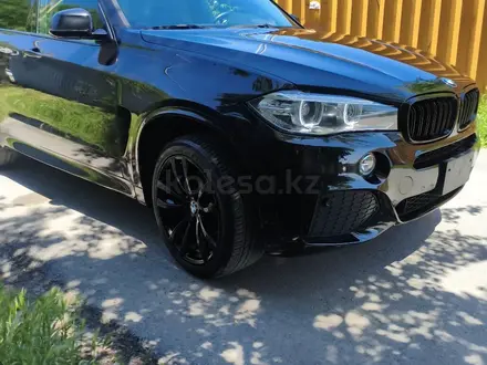 BMW X5 2016 года за 15 300 000 тг. в Алматы – фото 3