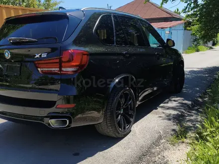 BMW X5 2016 года за 15 300 000 тг. в Алматы – фото 7