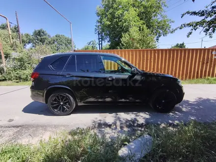 BMW X5 2016 года за 15 300 000 тг. в Алматы – фото 9