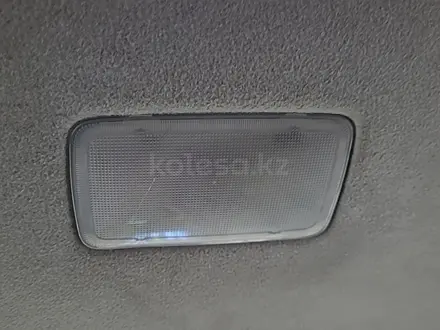 Toyota Matrix 2004 года за 3 320 000 тг. в Алматы – фото 17