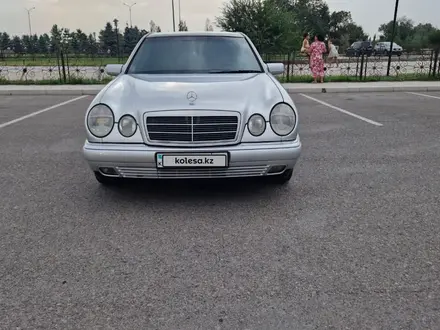 Mercedes-Benz E 240 1996 года за 4 800 000 тг. в Тараз – фото 6