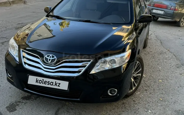 Toyota Camry 2010 годаfor6 500 000 тг. в Атырау